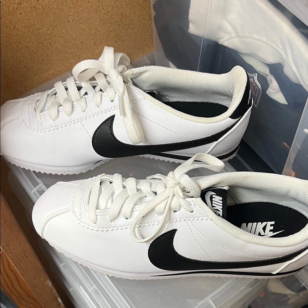Nike White and Black Cortez - Picture 2 of 3